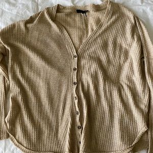 UO Jojo Long Sleeve 🕺🏼🕺🏼